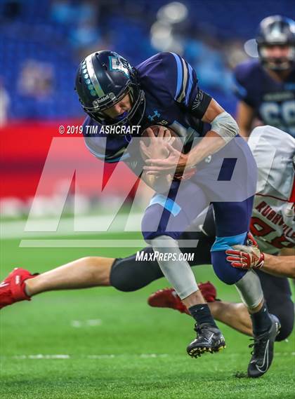 Thumbnail 3 in Franklin County vs Rushville @ Lucas Oil Stadium photogallery.
