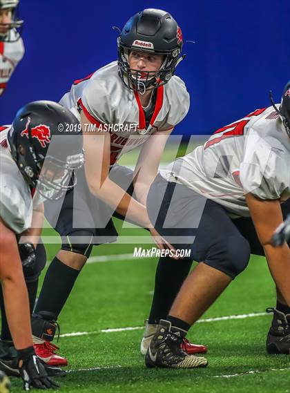 Thumbnail 1 in Franklin County vs Rushville @ Lucas Oil Stadium photogallery.