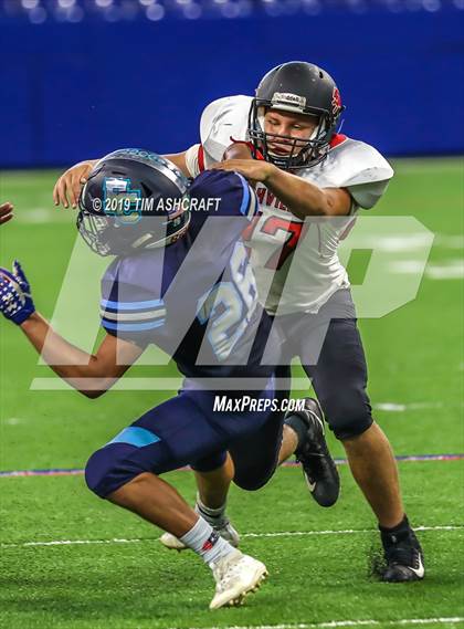 Thumbnail 3 in Franklin County vs Rushville @ Lucas Oil Stadium photogallery.