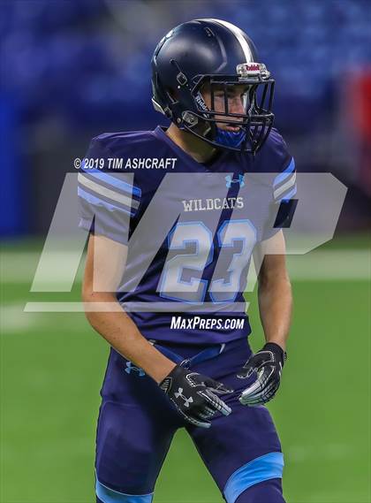 Thumbnail 2 in Franklin County vs Rushville @ Lucas Oil Stadium photogallery.