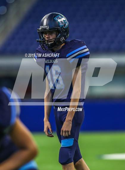 Thumbnail 3 in Franklin County vs Rushville @ Lucas Oil Stadium photogallery.