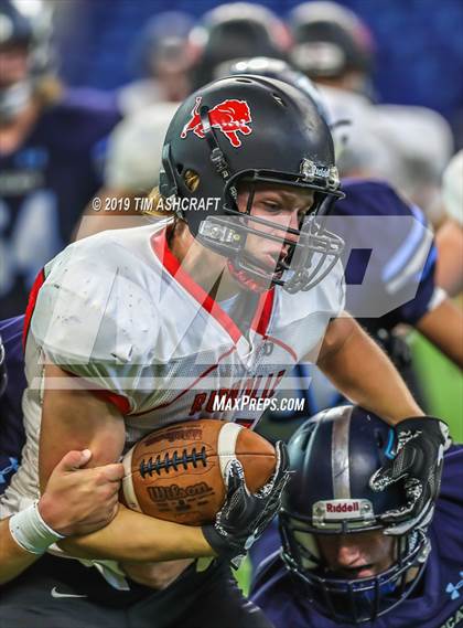 Thumbnail 1 in Franklin County vs Rushville @ Lucas Oil Stadium photogallery.