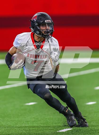 Thumbnail 3 in Franklin County vs Rushville @ Lucas Oil Stadium photogallery.