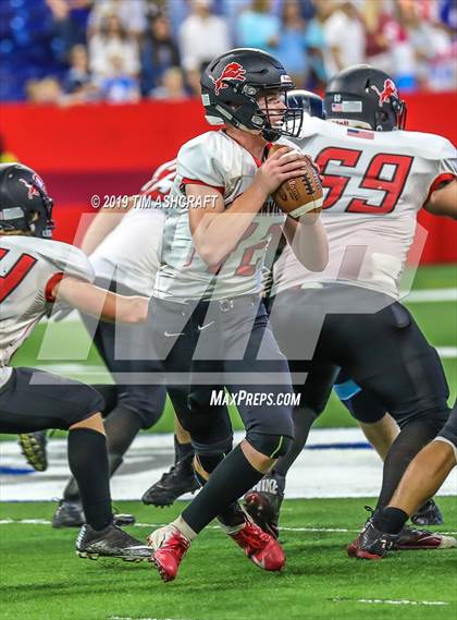 Thumbnail 1 in Franklin County vs Rushville @ Lucas Oil Stadium photogallery.