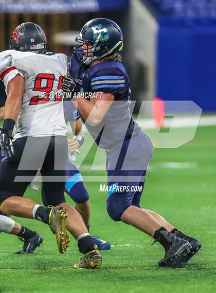 Thumbnail 3 in Franklin County vs Rushville @ Lucas Oil Stadium photogallery.