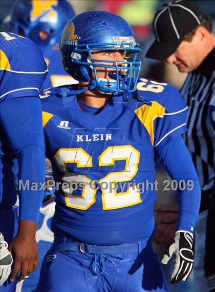 Thumbnail 1 in Tyler vs. Klein (Texas 5A Region 1 Division 2 Final) photogallery.