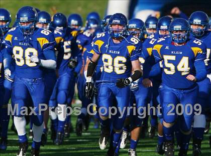Thumbnail 1 in Tyler vs. Klein (Texas 5A Region 1 Division 2 Final) photogallery.