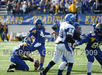 Thumbnail 3 in Tyler vs. Klein (Texas 5A Region 1 Division 2 Final) photogallery.