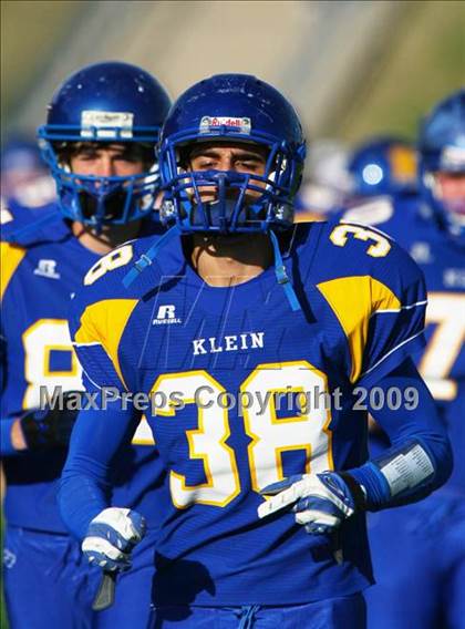 Thumbnail 2 in Tyler vs. Klein (Texas 5A Region 1 Division 2 Final) photogallery.