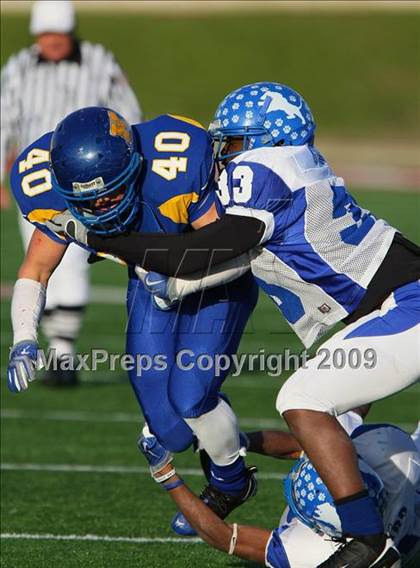Thumbnail 3 in Tyler vs. Klein (Texas 5A Region 1 Division 2 Final) photogallery.