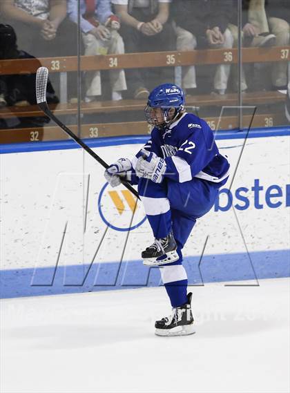 Thumbnail 3 in Fairfield Prep vs. Darien (CIAC Division I Final) photogallery.