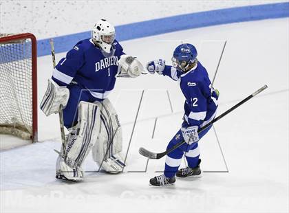 Thumbnail 3 in Fairfield Prep vs. Darien (CIAC Division I Final) photogallery.