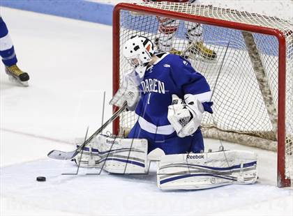 Thumbnail 3 in Fairfield Prep vs. Darien (CIAC Division I Final) photogallery.