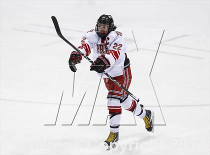 Thumbnail 3 in Fairfield Prep vs. Darien (CIAC Division I Final) photogallery.