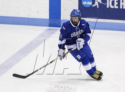 Thumbnail 2 in Fairfield Prep vs. Darien (CIAC Division I Final) photogallery.