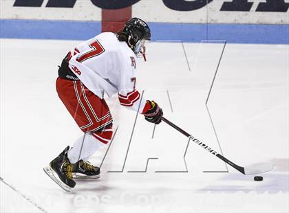 Thumbnail 3 in Fairfield Prep vs. Darien (CIAC Division I Final) photogallery.