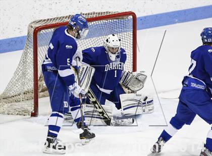 Thumbnail 3 in Fairfield Prep vs. Darien (CIAC Division I Final) photogallery.