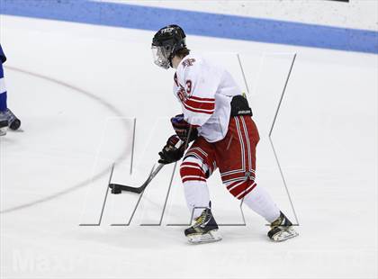 Thumbnail 2 in Fairfield Prep vs. Darien (CIAC Division I Final) photogallery.