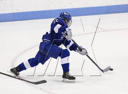 Thumbnail 3 in Fairfield Prep vs. Darien (CIAC Division I Final) photogallery.