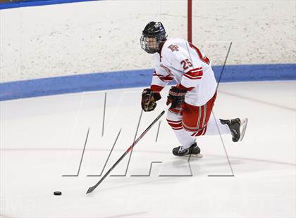 Thumbnail 3 in Fairfield Prep vs. Darien (CIAC Division I Final) photogallery.