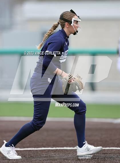 Thumbnail 3 in Smithson Valley vs. Georgetown (Brittany Tuck Memorial Softball Tournament) photogallery.