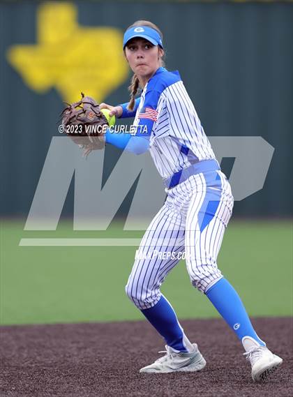 Thumbnail 1 in Smithson Valley vs. Georgetown (Brittany Tuck Memorial Softball Tournament) photogallery.