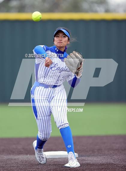 Thumbnail 2 in Smithson Valley vs. Georgetown (Brittany Tuck Memorial Softball Tournament) photogallery.