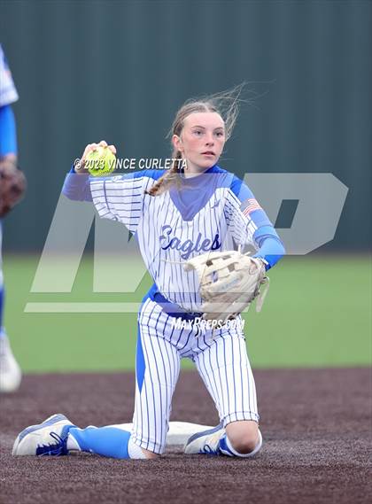 Thumbnail 2 in Smithson Valley vs. Georgetown (Brittany Tuck Memorial Softball Tournament) photogallery.