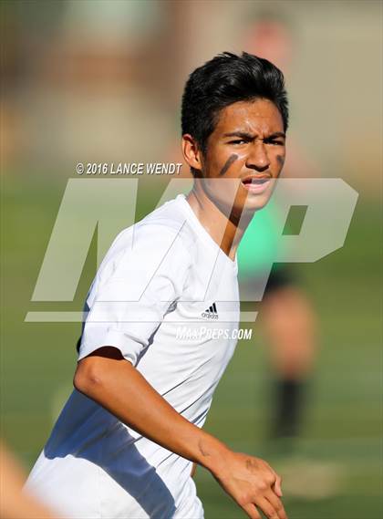 Thumbnail 3 in Denver North vs. D'Evelyn (CHSAA 4A 1st Round) photogallery.