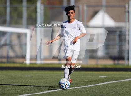 Thumbnail 3 in Denver North vs. D'Evelyn (CHSAA 4A 1st Round) photogallery.