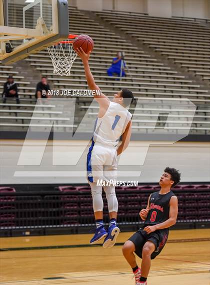 Thumbnail 3 in Plano West vs Stevens [John Paul] (NEISD/NISD Basketball Tournament) photogallery.