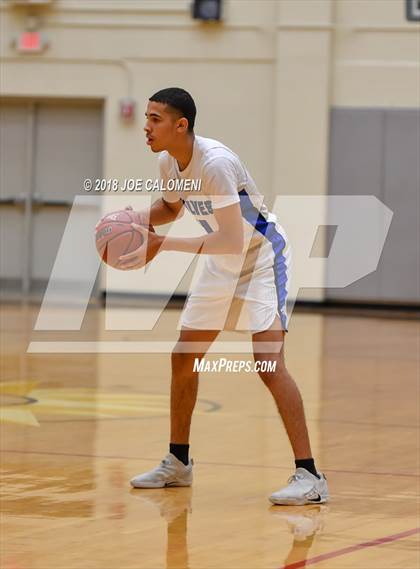 Thumbnail 3 in Plano West vs Stevens [John Paul] (NEISD/NISD Basketball Tournament) photogallery.