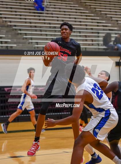 Thumbnail 3 in Plano West vs Stevens [John Paul] (NEISD/NISD Basketball Tournament) photogallery.