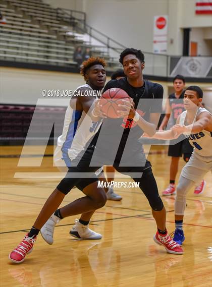 Thumbnail 3 in Plano West vs Stevens [John Paul] (NEISD/NISD Basketball Tournament) photogallery.