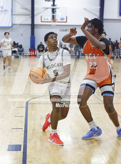Thumbnail 3 in Western vs. Bilingual Christian Academy & Tech (Tampa Bay Christmas Invitational) photogallery.