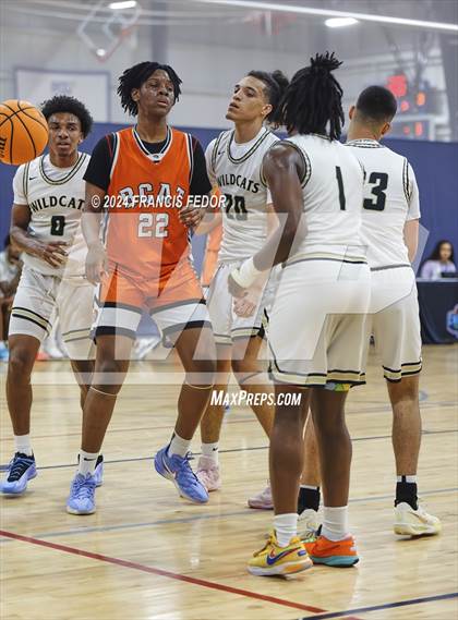 Thumbnail 3 in Western vs. Bilingual Christian Academy & Tech (Tampa Bay Christmas Invitational) photogallery.