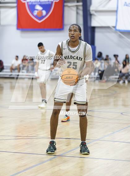 Thumbnail 2 in Western vs. Bilingual Christian Academy & Tech (Tampa Bay Christmas Invitational) photogallery.