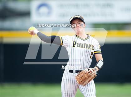 Thumbnail 1 in Oaks Christian @ Newbury Park photogallery.
