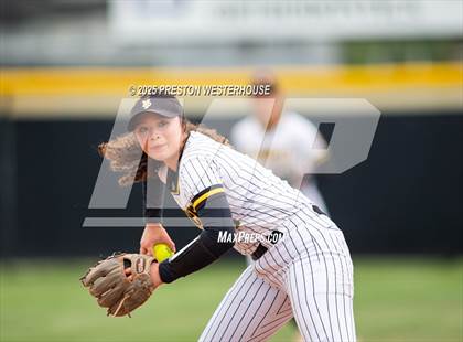 Thumbnail 2 in Oaks Christian @ Newbury Park photogallery.
