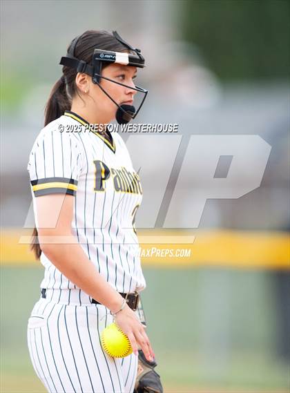 Thumbnail 3 in Oaks Christian @ Newbury Park photogallery.