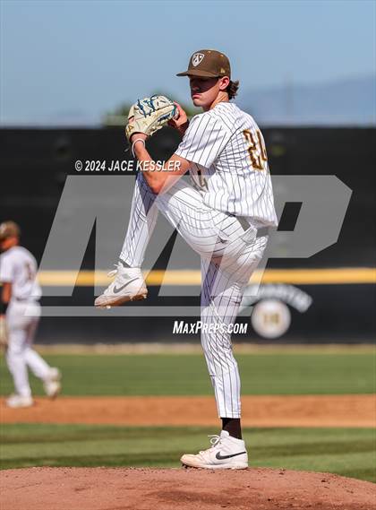 Thumbnail 2 in Sierra Canyon @ Crespi photogallery.