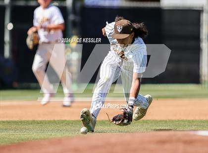 Thumbnail 3 in Sierra Canyon @ Crespi photogallery.