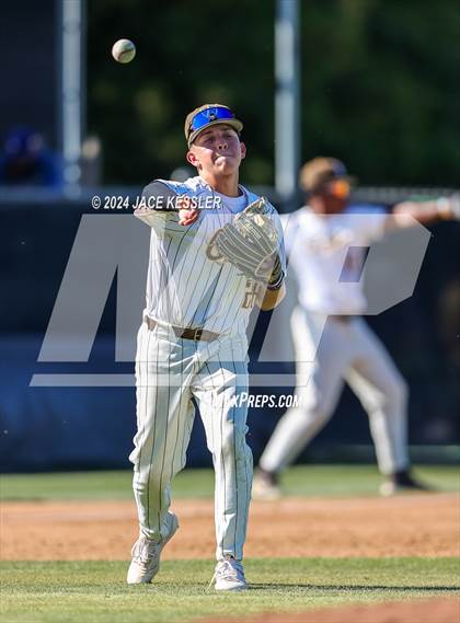 Thumbnail 3 in Sierra Canyon @ Crespi photogallery.