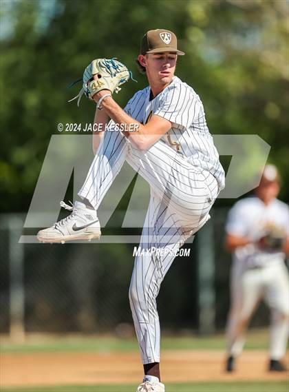 Thumbnail 1 in Sierra Canyon @ Crespi photogallery.