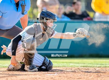 Thumbnail 2 in Sierra Canyon @ Crespi photogallery.