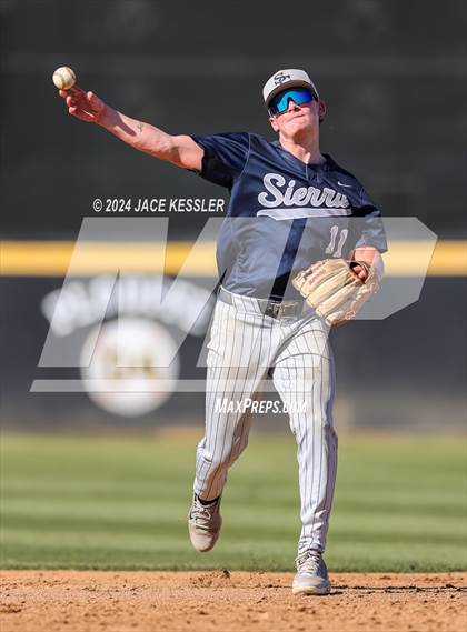 Thumbnail 1 in Sierra Canyon @ Crespi photogallery.