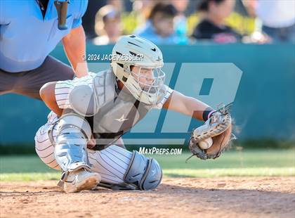 Thumbnail 3 in Sierra Canyon @ Crespi photogallery.