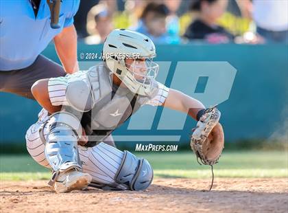 Thumbnail 2 in Sierra Canyon @ Crespi photogallery.
