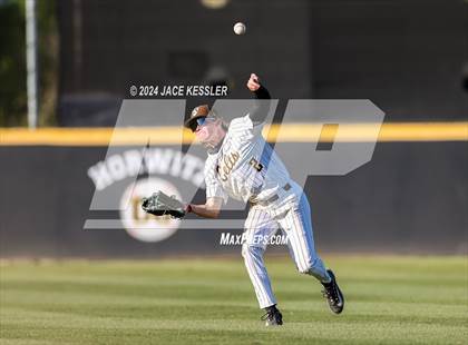 Thumbnail 1 in Sierra Canyon @ Crespi photogallery.