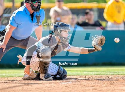 Thumbnail 1 in Sierra Canyon @ Crespi photogallery.